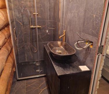 Saint-Louis Chalet De Ski | La Cabane de l'Étang du Domaine de la Forestière