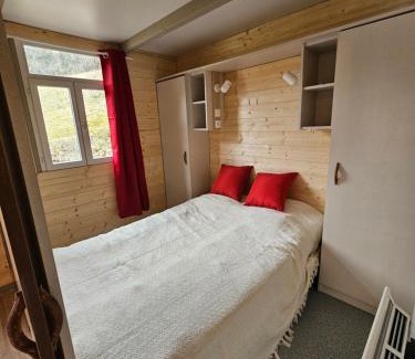 Treschenu-Creyers Chalet De Ski | La cabane des sagnas
