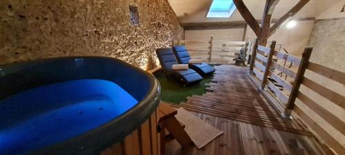 Vellerot-les-Vercel Lit Et Petit-Déjeuner | La Cabane et SPA Chez Jules