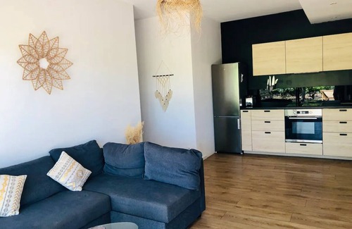 Durban-Corbieres Maison | « La Cabane » Mur de verre XXL, vue panoramique