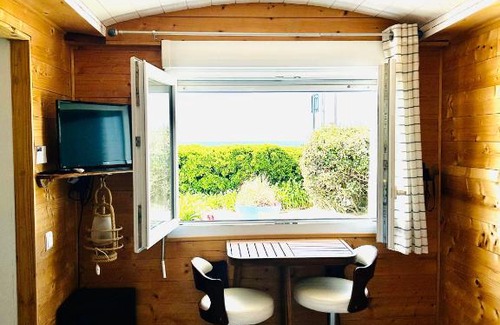 Barneville-Carteret Lit Et Petit-Déjeuner | "La Cabine" vue mer B&B à la VILLA PLEIN VENT