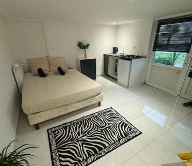 Saint-Gereon Appartement | La cache cache