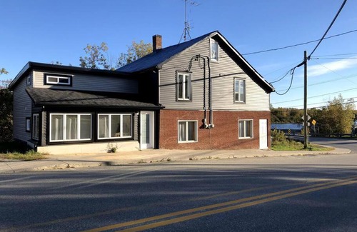 Scotstown Maison | La cachette de la rivière au saumon et spa
