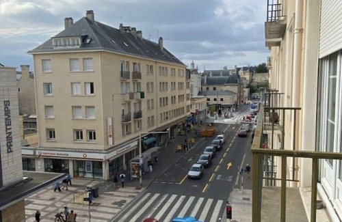 Theatre Appartement | « La Caenaise » T2 Proche du Château de Caen