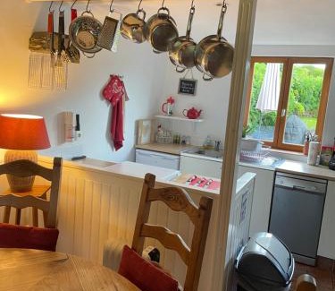 Saint-Hilaire-du-Harcouet Maison | La Cahudiere