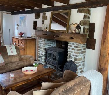 Saint-Hilaire-du-Harcouet Maison | La Cahudiere