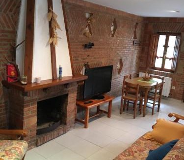 Ucieda Maison | La Calleja de Ucieda Balcon