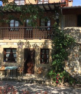 Ucieda Maison | La Calleja de Ucieda Balcon