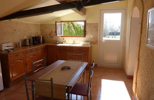 Saint-Just-en-Chevalet Maison | "LA CAMPAGNARDE " maison de vacances pour 4 personnes piscine à partager