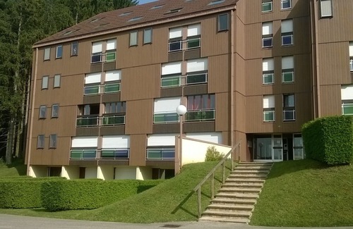 Metabief Appartement | La Campagnarde 1 er étage vue dégagée WIFI grt Offre 28-112 jrs + 2,90m2/palier