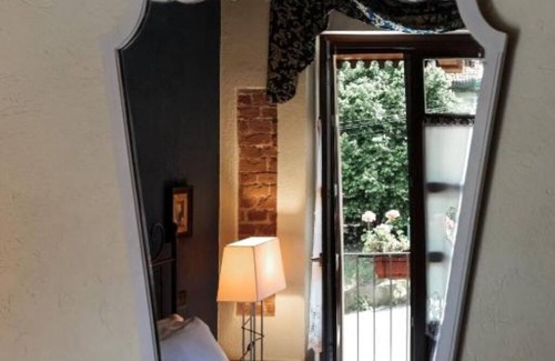 La Morra Maison | La Cantinella Country House La Morra: Cà della Vigna Apartment