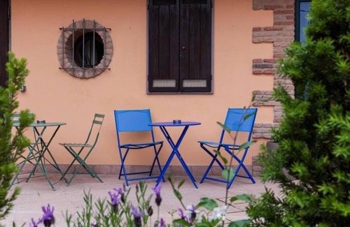 La Morra Maison | La Cantinella Country House La Morra: Apartment wing of the farmhouse