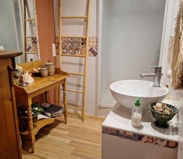 Calvisson Appartement | La Cartagène - charmant appartement entouré de nature