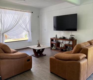 Huehuetoca Maison | La Casa de las Flores