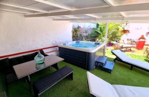 Las Cuevas Maison | La Casa de Lucy & Karin