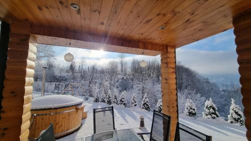 Viseu de Sus Maison | La casa din deal