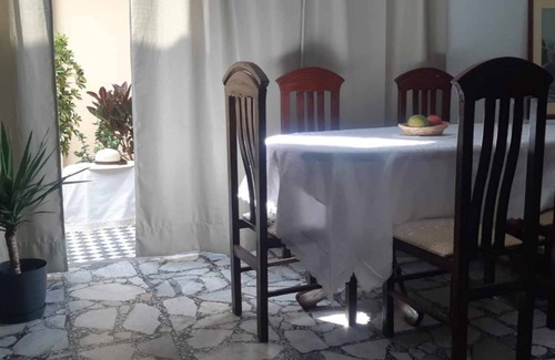 Ica Maison | La Casa Hospedaje Está Ubicada en el Centro de la Ciudad,. Desde Aquí Podrá