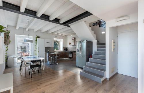 Nord-Est Maison | La Casa In Collina Con Vista