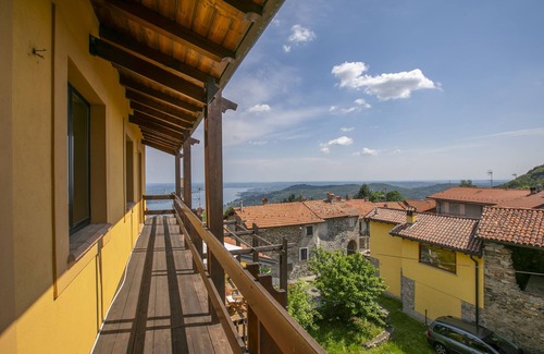 Nebbiuno Maison | La Casa nel Borgo, Nebbiuno, Italie