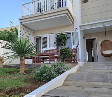 Bajamar Maison | La Casa Nostra - family oriented house in quiet area