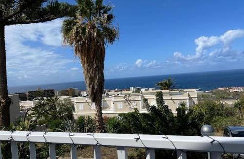 Bajamar Maison | La Casa Nostra - family oriented house in quiet area