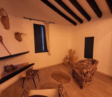 Santomera Maison | La Casa Rosa de Finca Doña Carmen