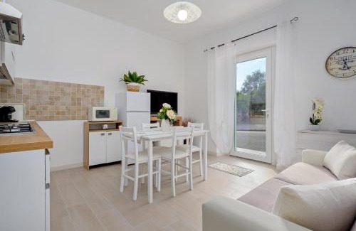 Loiri Maison | La Casetta Bianca