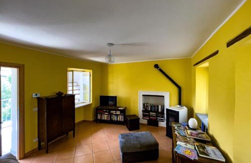 Favaro Appartement | La Casetta Gialla