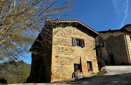 Bivio Lugnano Maison | La Casina. Single dwelling surrounded by nature.