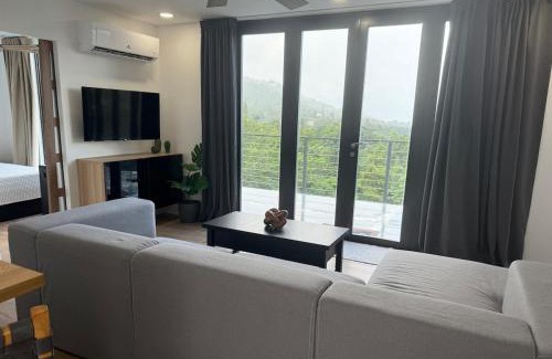 Cienaga Alta Maison | La Casita de Acero