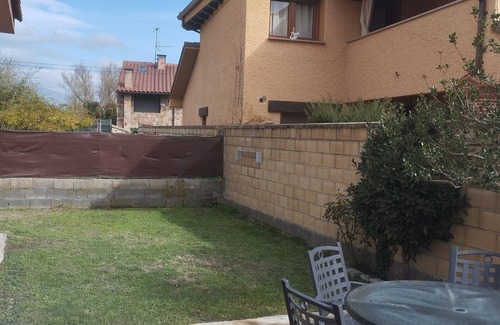 Rascafria Chalet De Ski | La Casona de Rascafria, independent, surrounded by garden and ideal for families.
