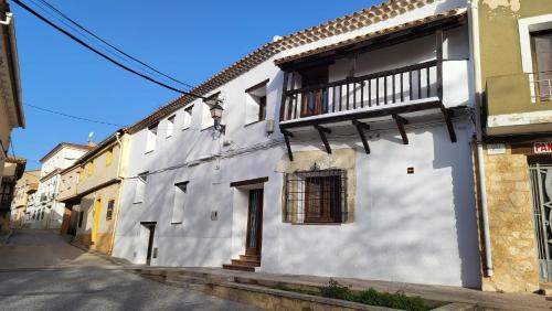 Cardenete Maison | La Casona de Roser
