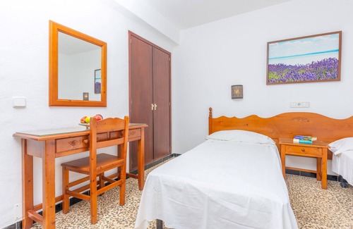 Cala d'Or Hôtel | LA CEIBA HAB. ESTANDAR - Cozy hostel near the beach. Free Wifi