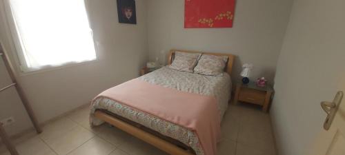 Bressuire Maison | La chambre aux Iris