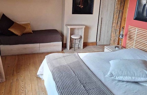 Echinghen Autre | * La Chambre Rouge *