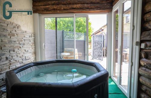 La Celle-sous-Gouzon Maison | La Champêtre Pool Spa Sauna