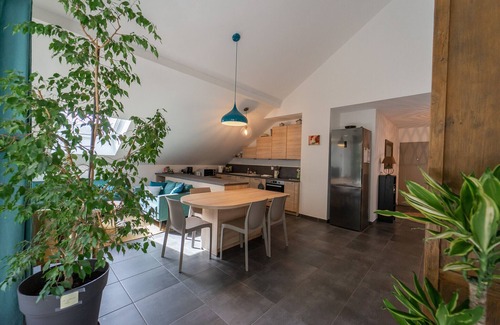 Duingt Appartement | La Champanaise - 2 bedroom apartment 300m from Lake Annecy