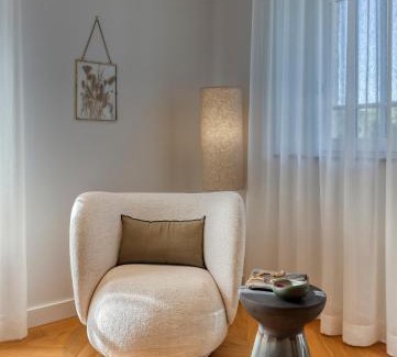 Martillac Maison | La Chartreuse du Château La Garde