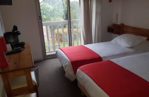 Ibos Hôtel | La Chaumière du Bois