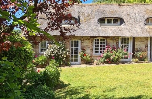 Saint-Valery-en-Caux Cottage | "La Chaumière de Nanou", avec grand jardin et proche de la mer .