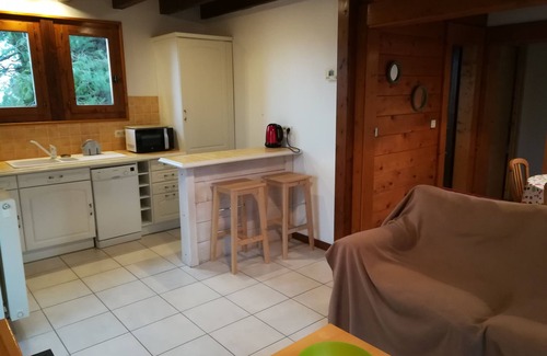 Saint-Paul-en-Chablais Chalet De Ski | Chalet independiente "LA CHENEAU" y jardín maduro