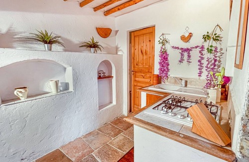 Lamole Cottage | Romantic Renovated Barn with Pool 2 to 6 persons Lamole Greve in Chianti