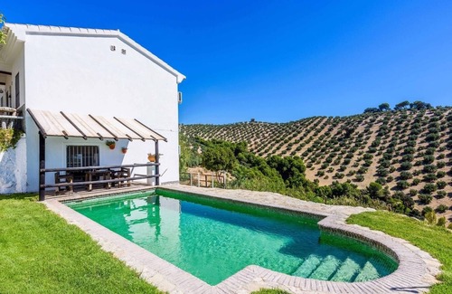 Montefrio Villa | La Choza de Mamuyo Montefrío by Ruralidays