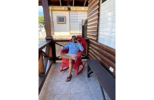 Boqueron Maison | La Choza in the heart of the town of Boqueron with access to the beach.