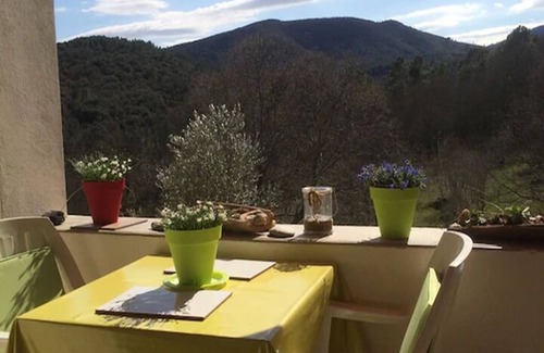 Molieres-sur-Ceze Appartement | La Cigale - in former vineyard, nature park, vacation apartment for 2 people