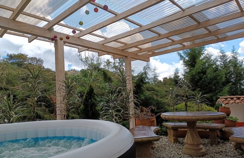 Guarne Villa | La Clara Campestre / Helenor / Rural Accommodation / Pets Accepted / Guarne