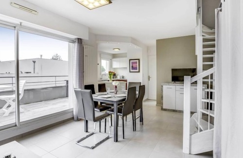 Saint-Georges-de-Didonne Appartement | La Closerie des Tremieres by Interhome