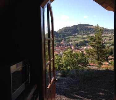 Espaly-Saint-Marcel Maison | La Colline Aux Cabanes