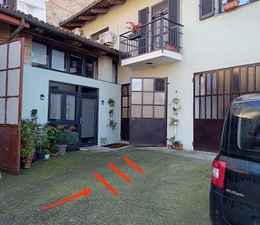Pino d'Asti Maison | LA COLLINETTA DI PINO d'ASTI