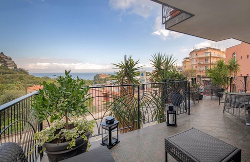 Sorrento Historic Centre Maison | La Conca dei Sogni .Appartement Centralissimo
